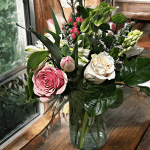 Elegant Rose and Tulip Bouquet